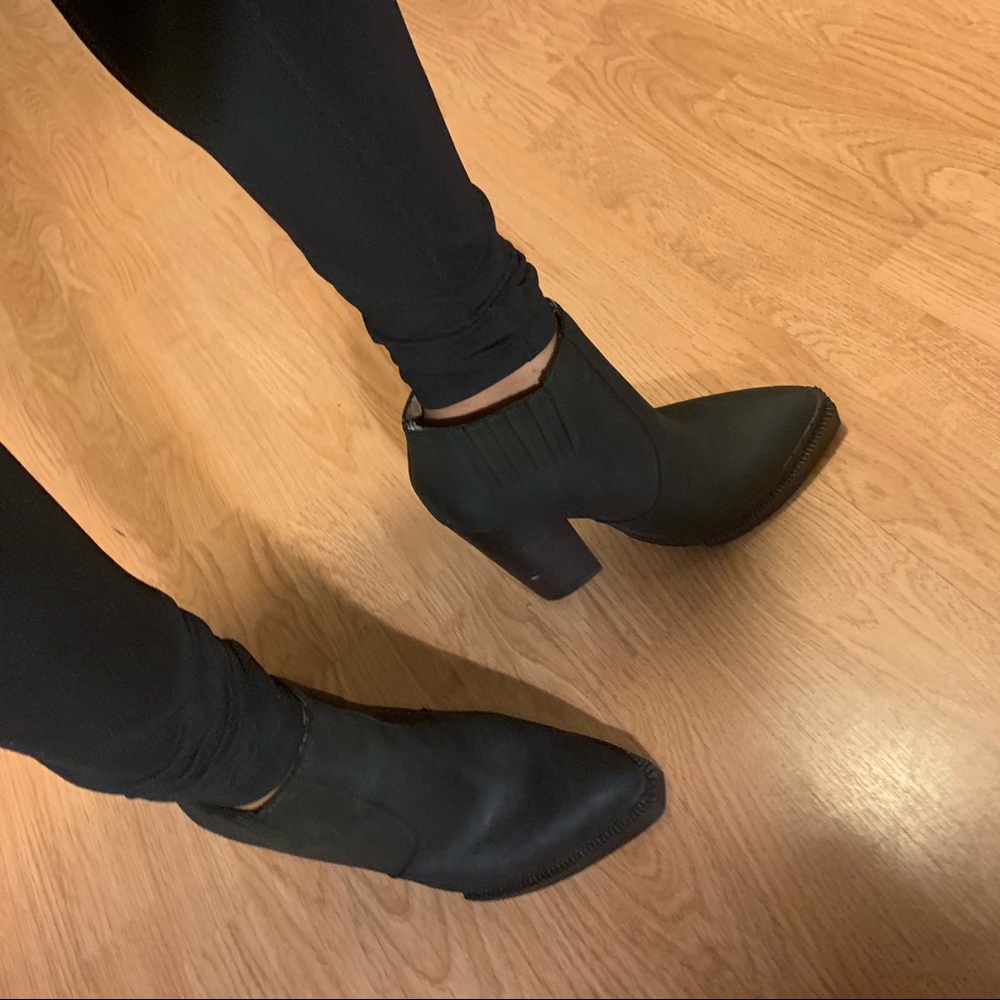 JEFFREY CAMPBELL ANKLE BOOTS  (heavy) - Size 8.5